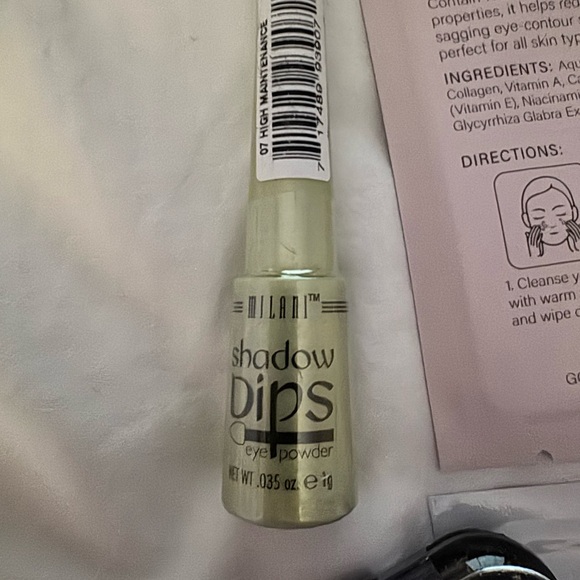 Self-Care & Beauty Bundle Peauamie Jordana Shadow Dips Collagen Mask (Sealed) - Picture 2 of 3